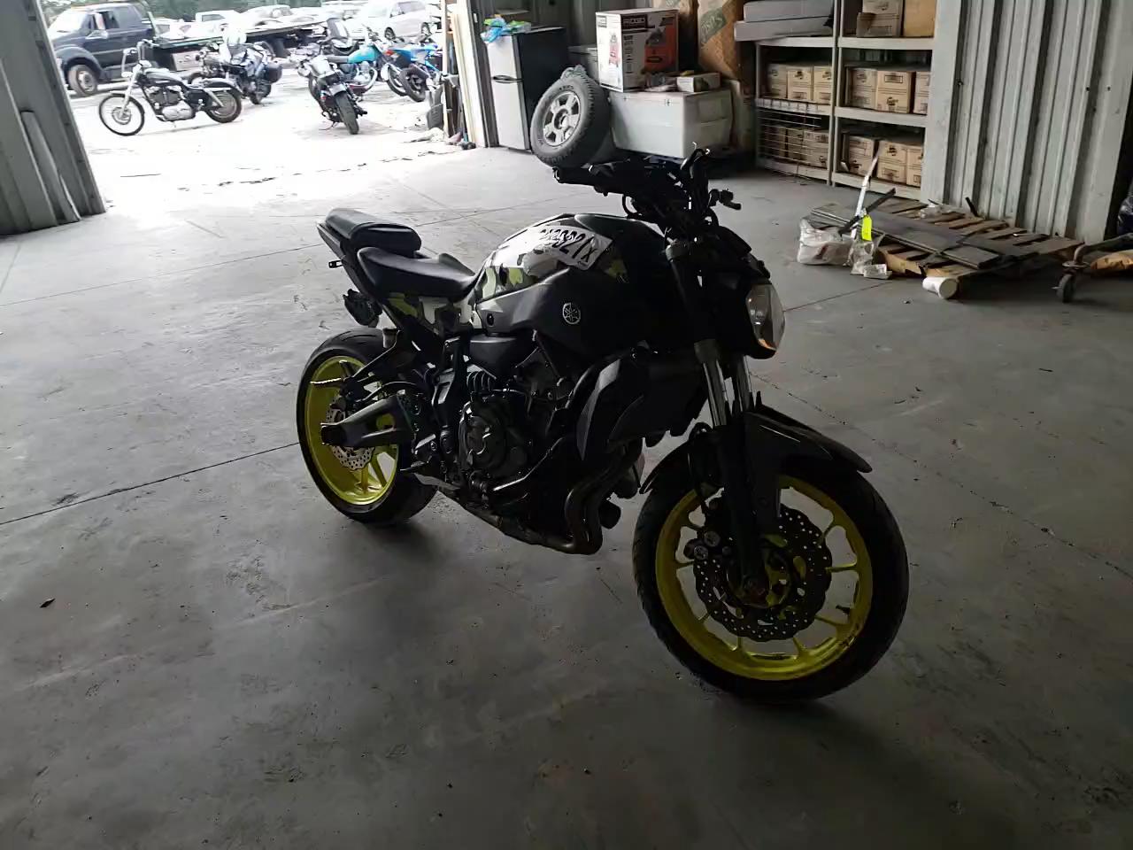 2016 YAMAHA FZ07 JYARM06E5GA010747