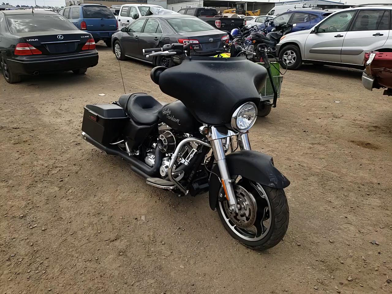 2013 HARLEY-DAVIDSON FLHX STREE 1HD1KBM10DB666247