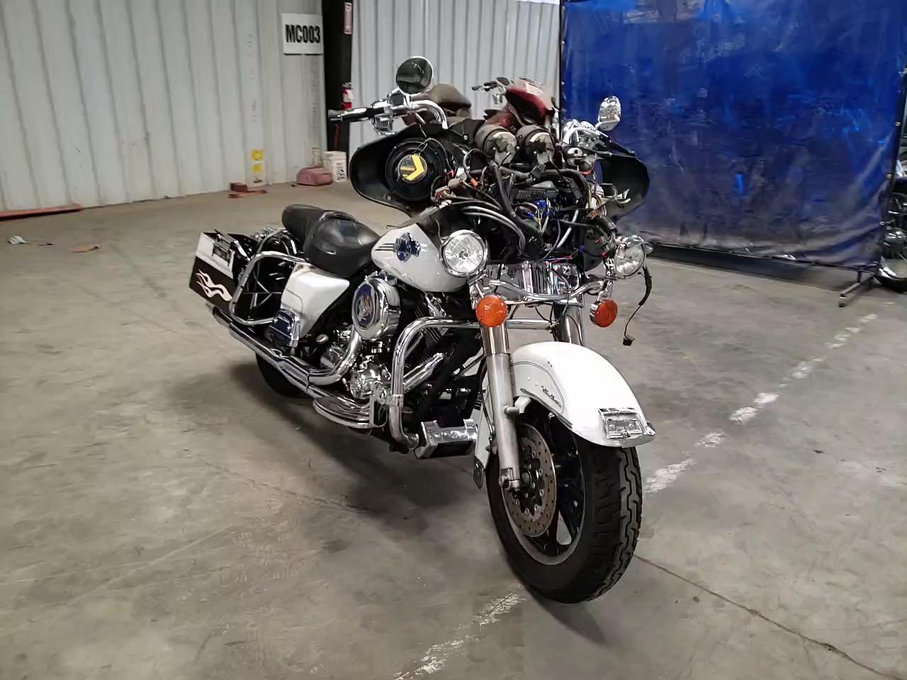 2006 HARLEY-DAVIDSON FLHTCUI 1HD1FCW3X6Y675465