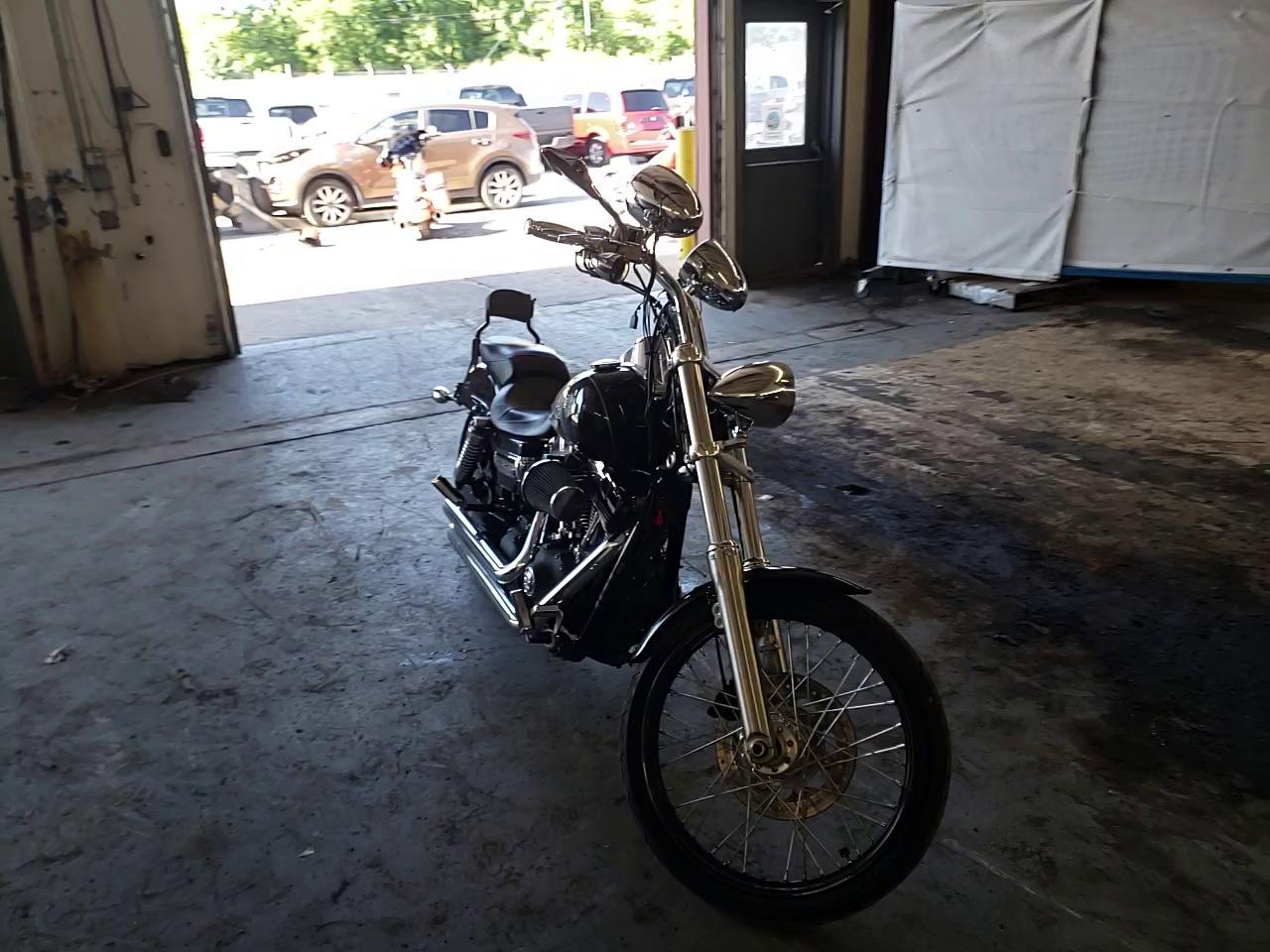 2013 HARLEY-DAVIDSON FXDWG DYNA 1HD1GPM13DC322937