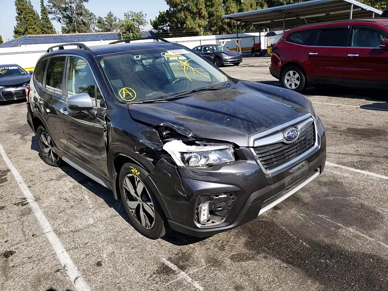 2019 SUBARU FORESTER T JF2SKAWC8KH405166