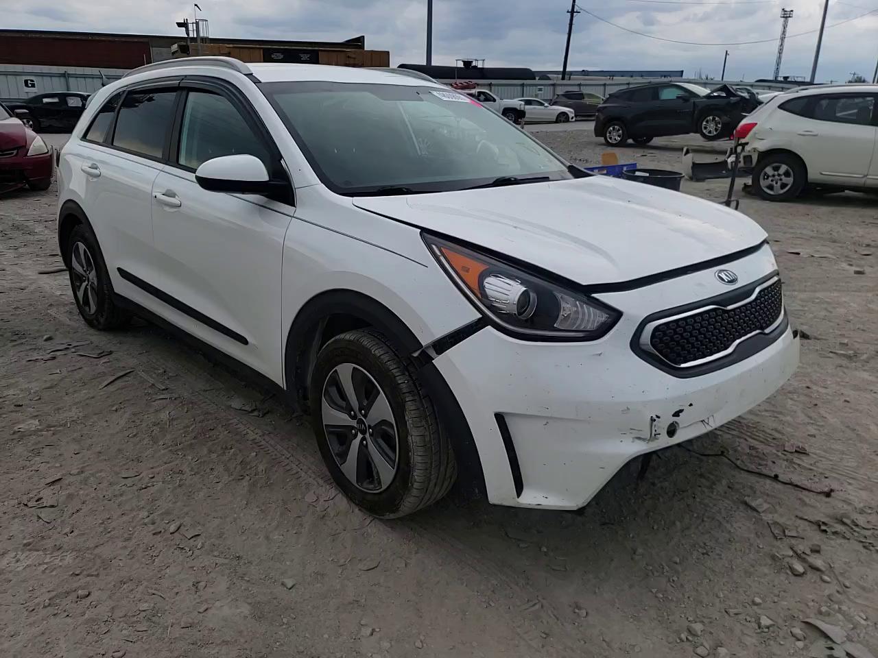 2018 KIA NIRO FE KNDCB3LC0J5121842