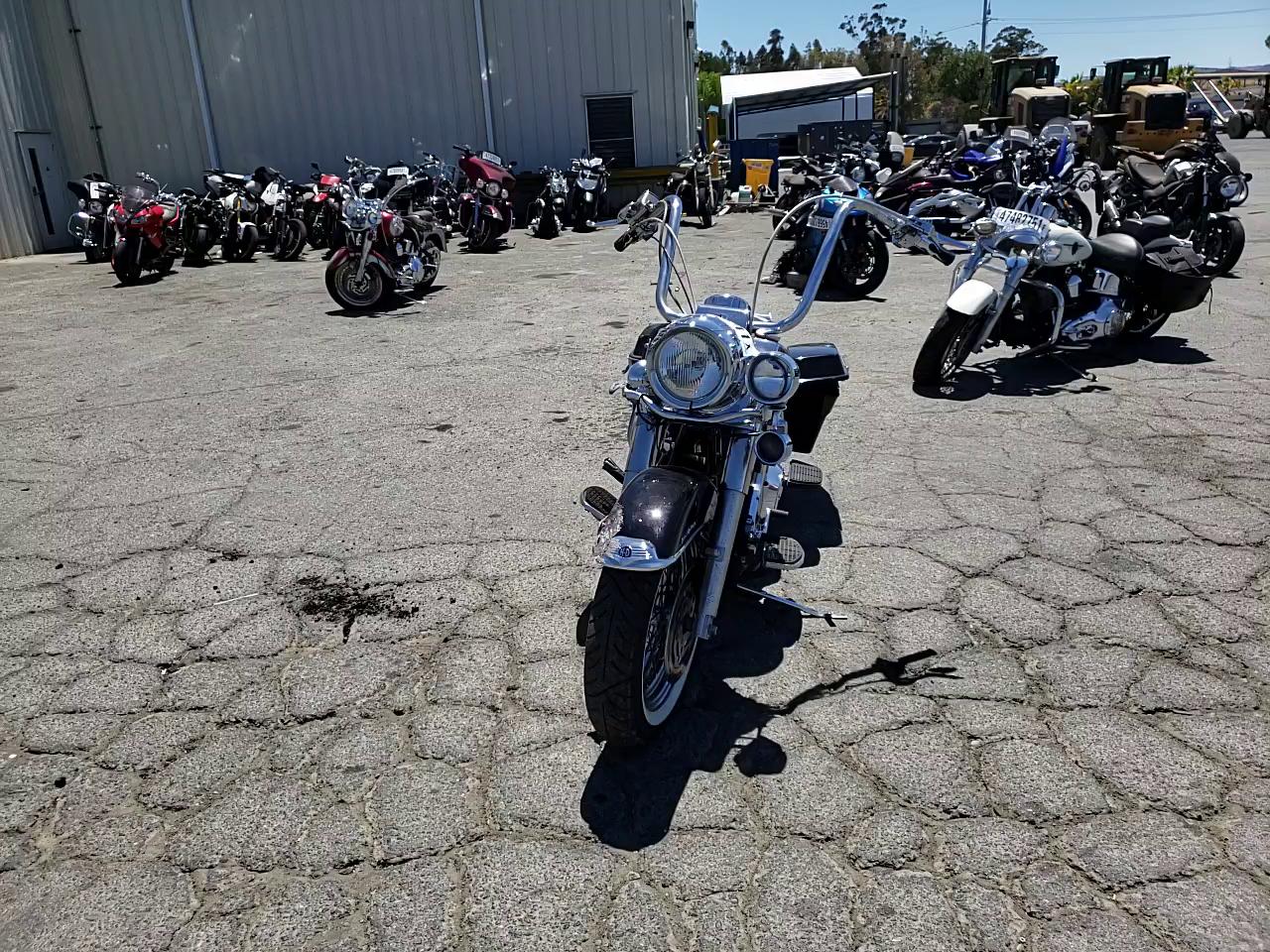 2006 HARLEY-DAVIDSON MOTORCYCLE HGCGFLSTTC5006172