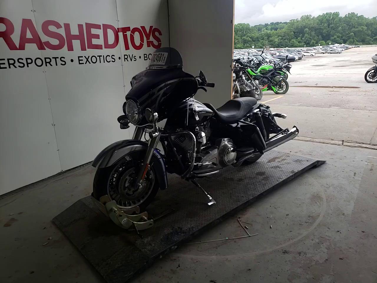 2009 HARLEY-DAVIDSON FLHT 1HD1FV4189Y608364