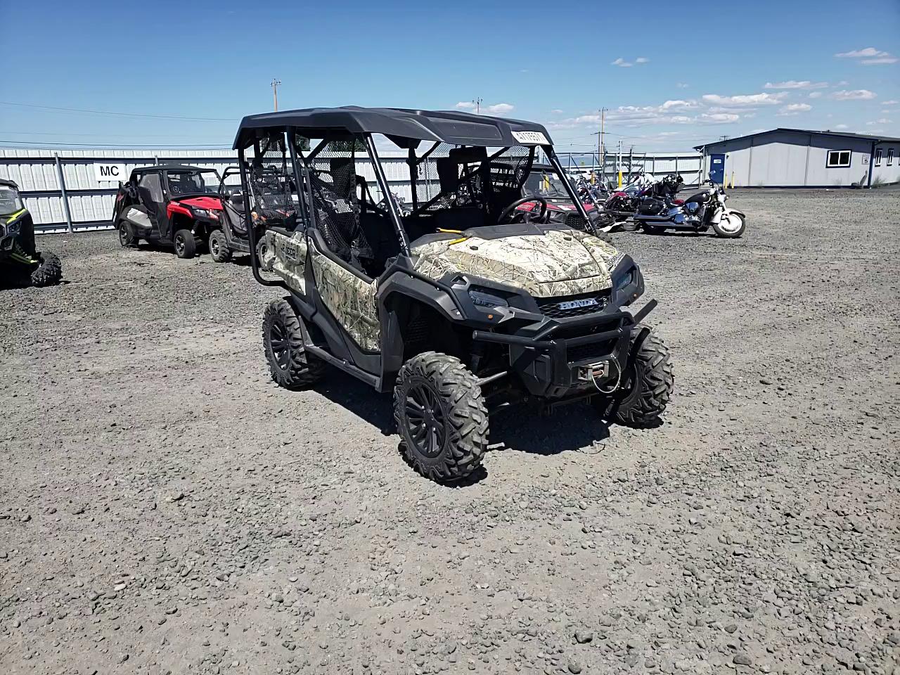2016 HONDA SXS1000 M5 1HFVE0461G4000992