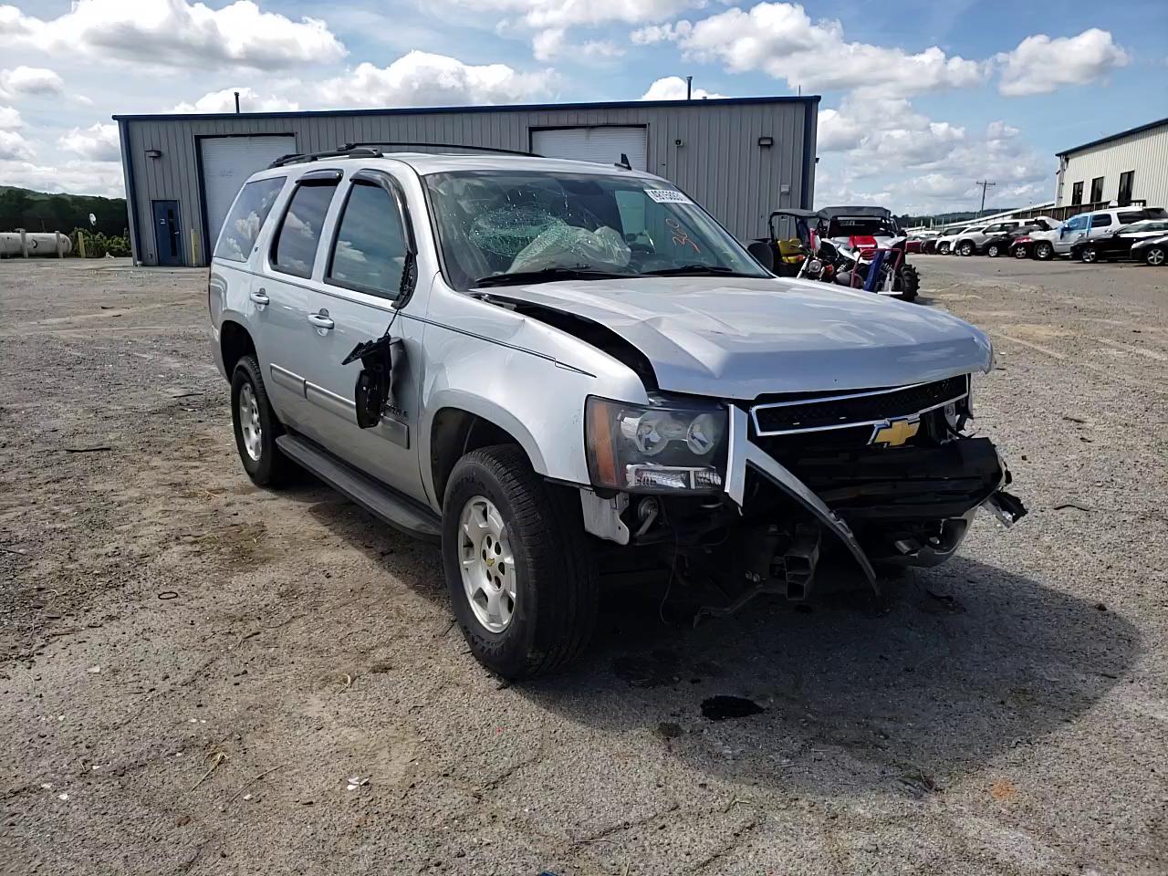 2011 CHEVROLET TAHOE 1GNSKBE0XBR339927
