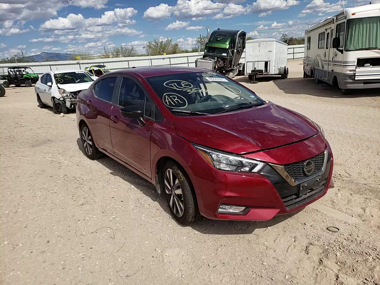 2020 NISSAN VERSA SR 3N1CN8FV1LL911836