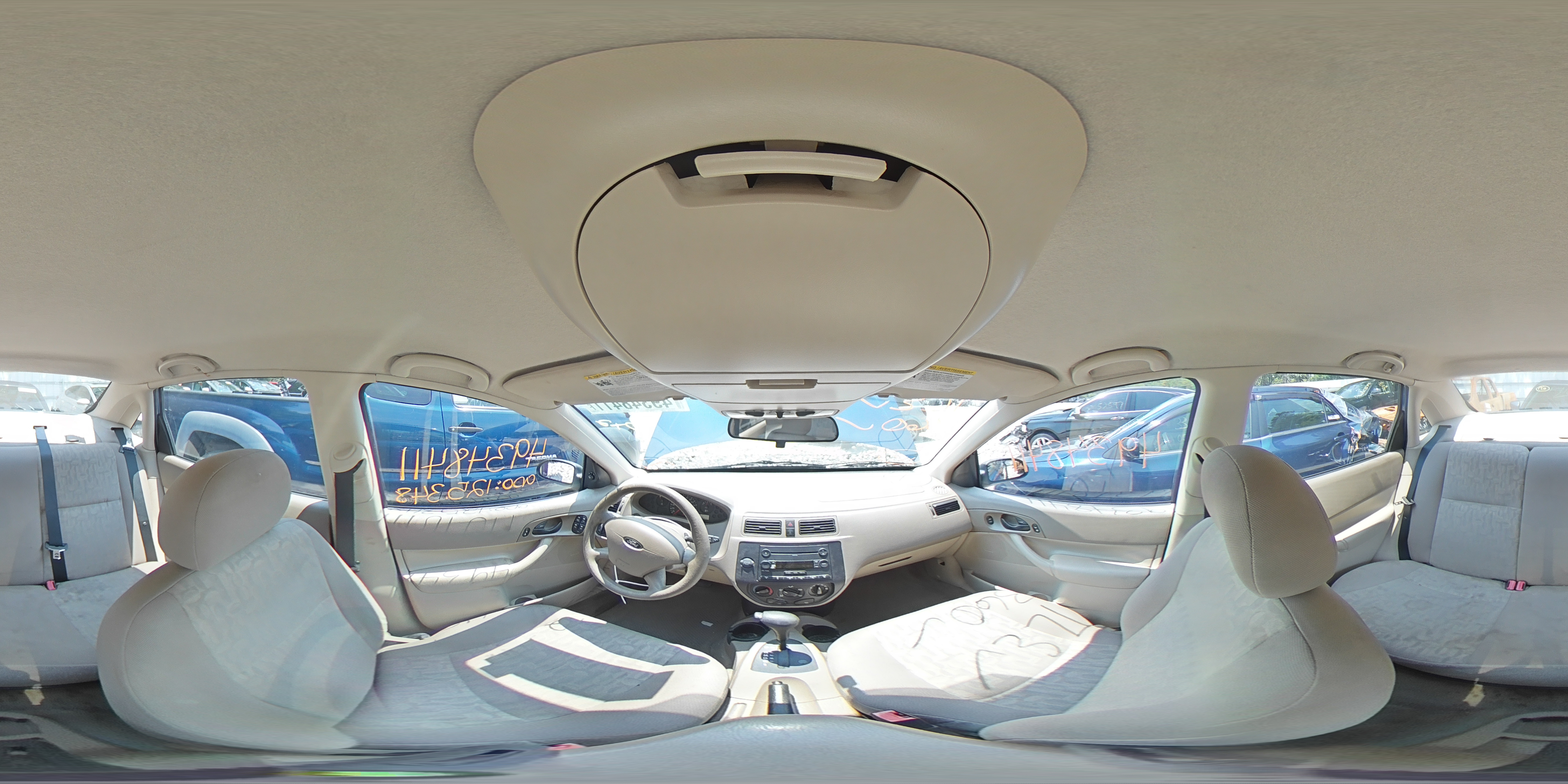 2005 FORD FOCUS ZX4 1FAFP34NX5W165755