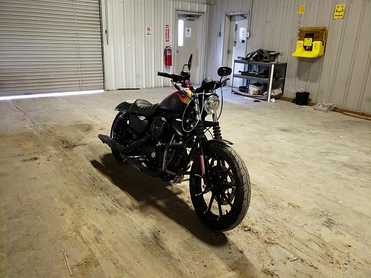 2020 HARLEY-DAVIDSON XL883 N 1HD4LE212LB416182