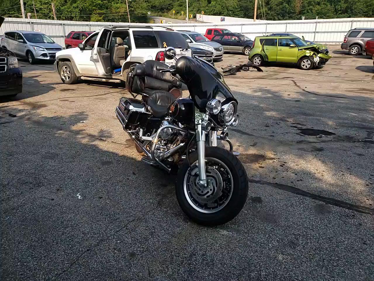 2001 HARLEY-DAVIDSON FLHTCI 1HD1FFW131Y620252