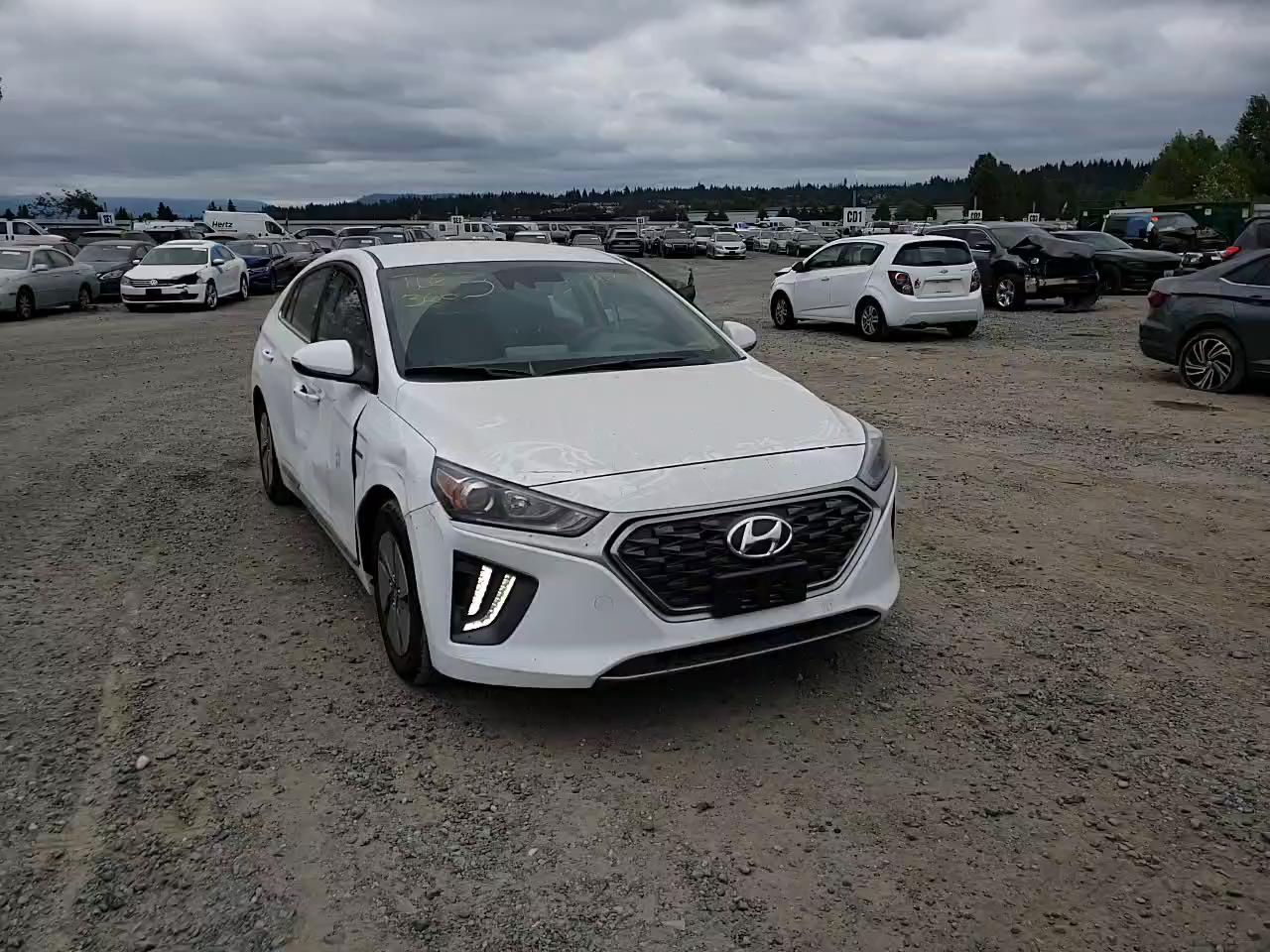 2020 HYUNDAI IONIQ SE KMHC75LC3LU232290