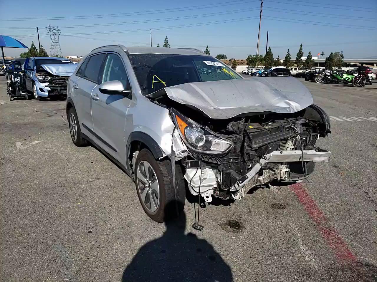 2018 KIA NIRO FE KNDCB3LCXJ5140561