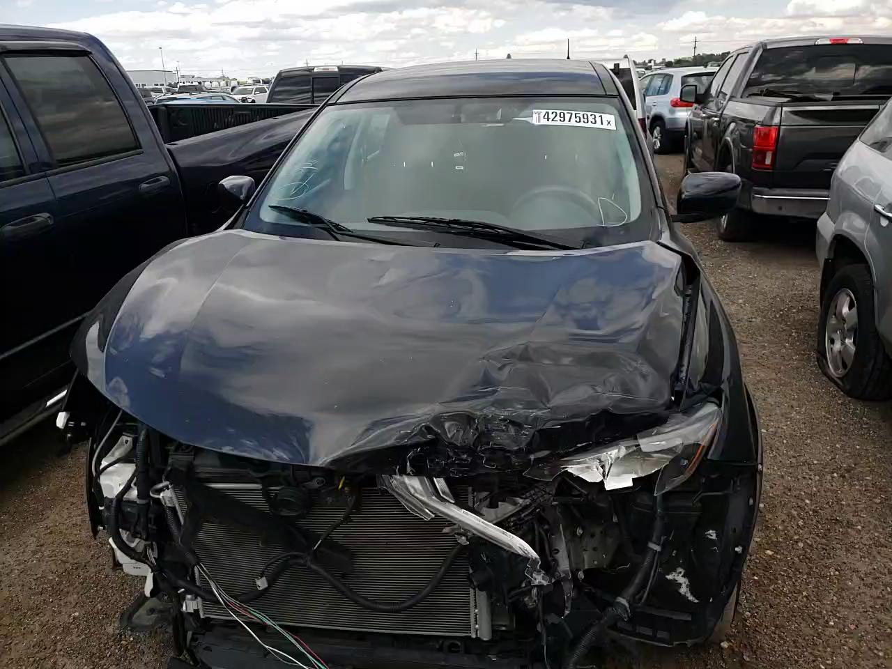 2017 NISSAN ROGUE S KNMAT2MV1HP617276