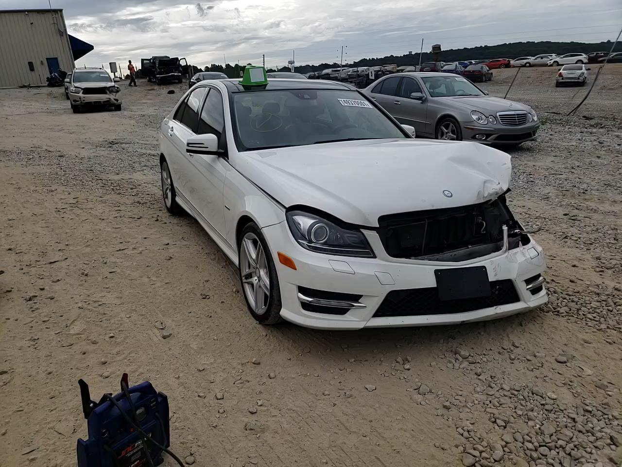 2012 MERCEDES-BENZ C 350 WDDGF5HB2CR202554