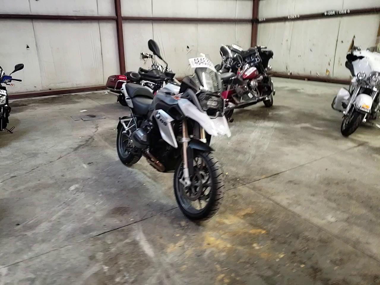 2017 BMW R1200 GS WB10A1108HZ671499