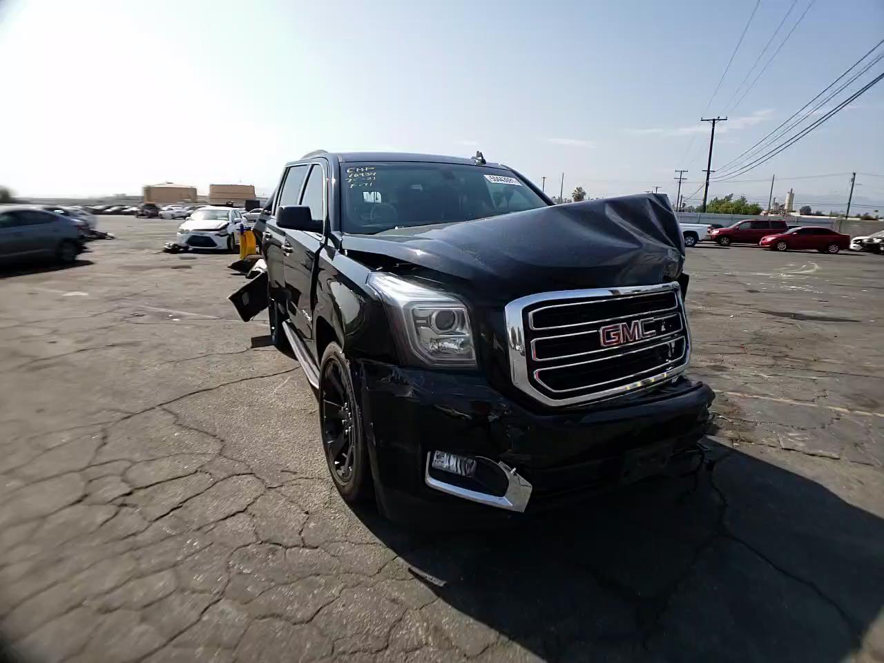 2017 GMC YUKON SLE 1GKS1AKC0HR382190
