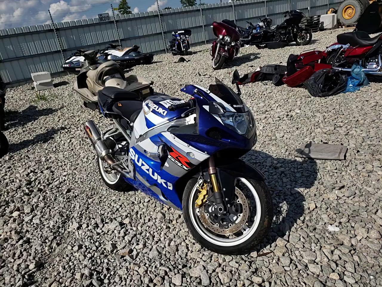 2002 SUZUKI GSX-R1000 JS1GT74A822107641