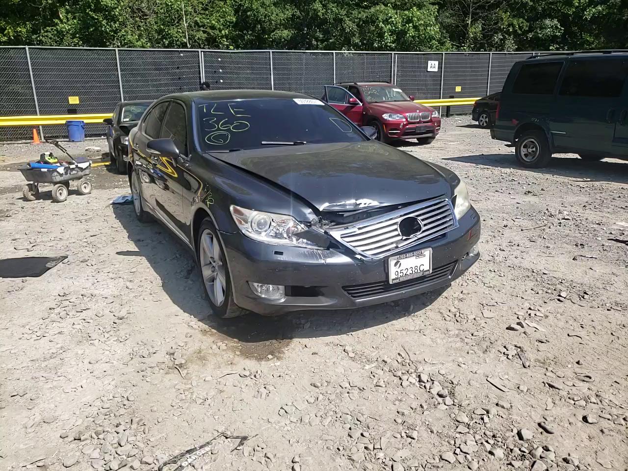 2011 LEXUS LS 460 JTHBL5EF1B5102776
