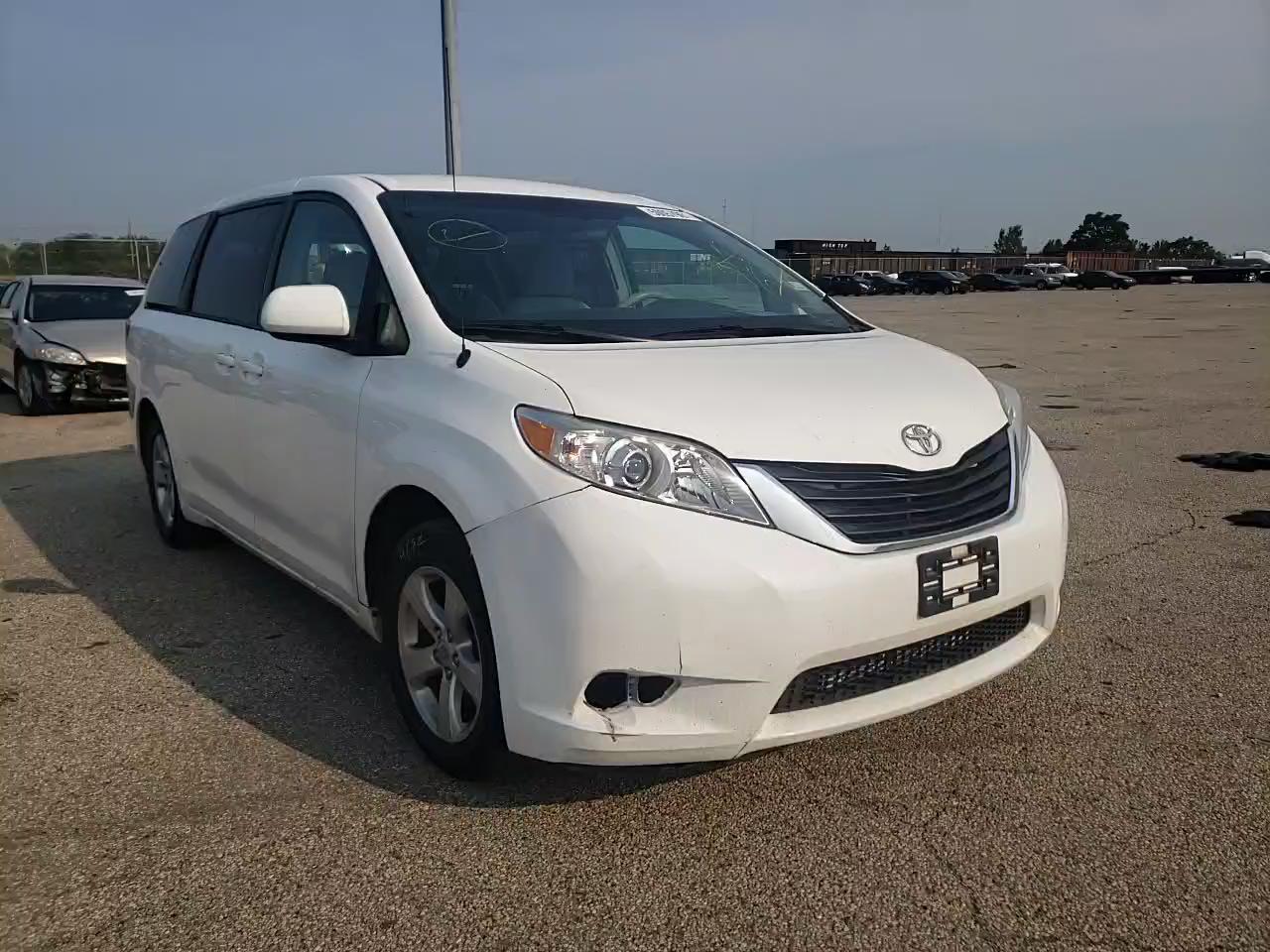 2012 TOYOTA SIENNA BAS 5TDKA3DC6CS012182
