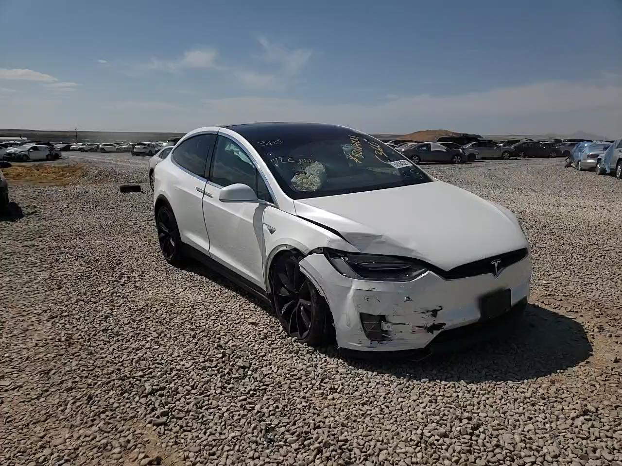 2016 TESLA MODEL X 5YJXCBE25GF007288