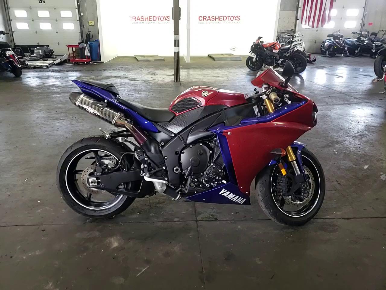 2014 YAMAHA YZFR1 JYARN23E5EA017482