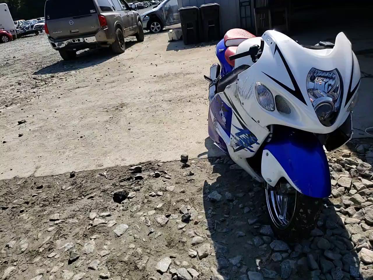 2005 SUZUKI GSX1300 RK JS1GW71A152104290