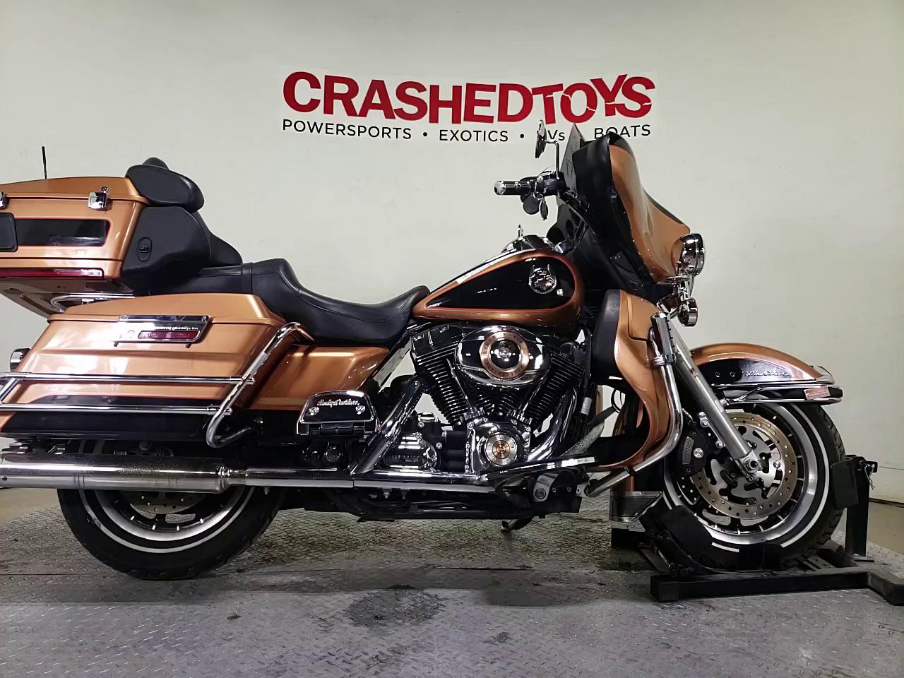 2008 HARLEY-DAVIDSON FLHTCUI 10 1HD1FC4418Y615881