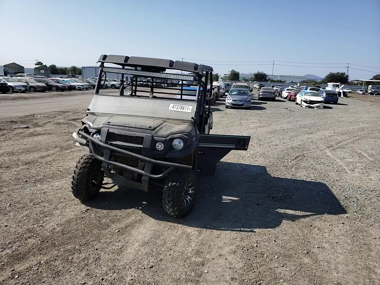 2017 KAWASAKI KAF820 C JKBAFSC19HB509190