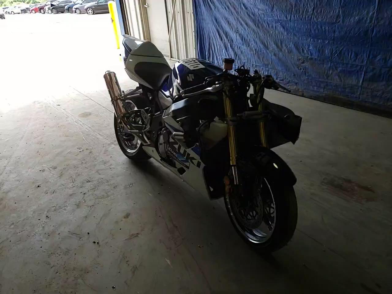 2004 SUZUKI GSX-R750 K JS1GR7JAX42103757