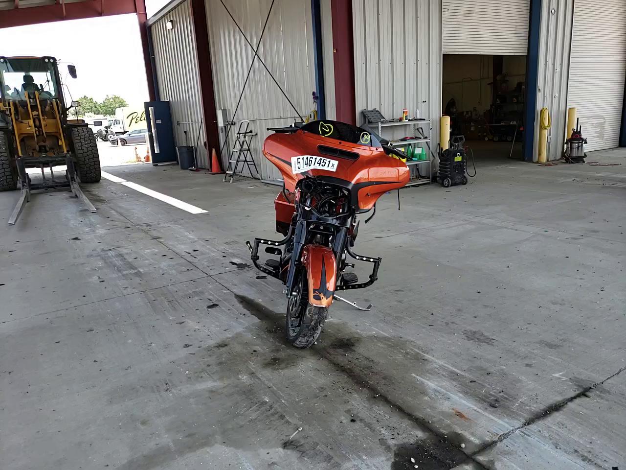 2019 HARLEY-DAVIDSON FLHXS 1HD1KRP15KB627574