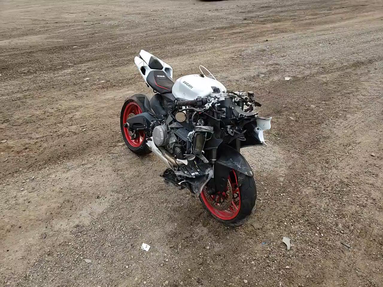 2014 DUCATI SUPERBIKE ZDM14BUW3EB018477