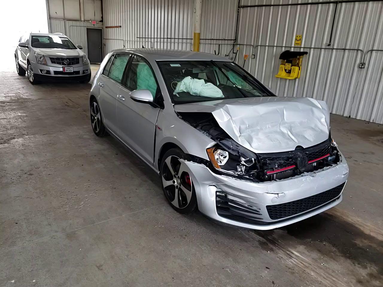 2017 VOLKSWAGEN GTI S 3VW5T7AU2HM070354