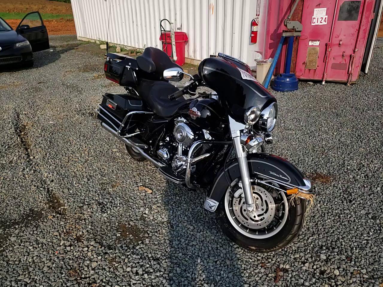 2007 HARLEY-DAVIDSON FLHTCUI 1HD1FC4137Y663385