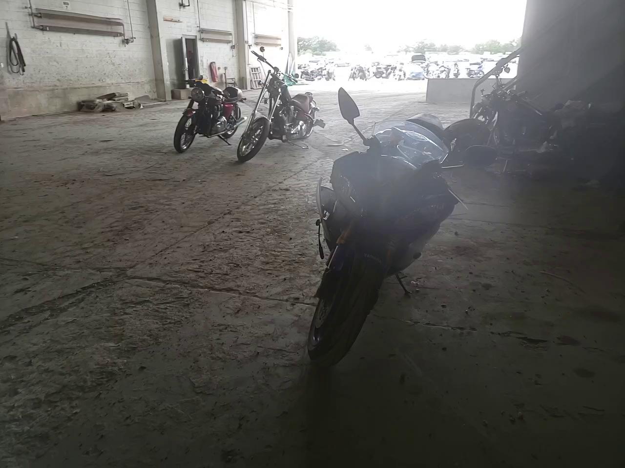2016 YAMAHA YZFR6 JYARJ16E2GA035457