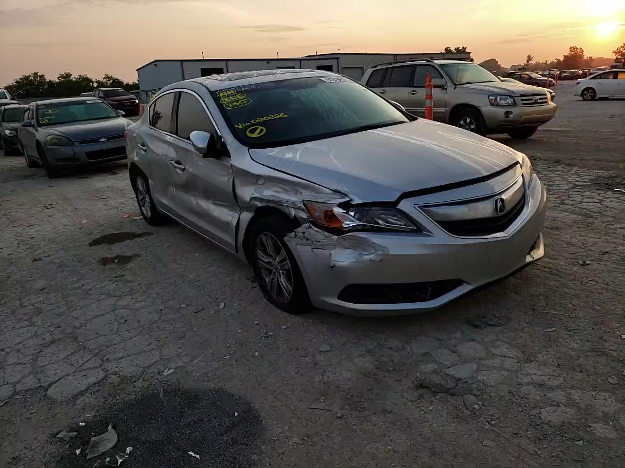 2013 ACURA ILX 20 19VDE1F37DE020326