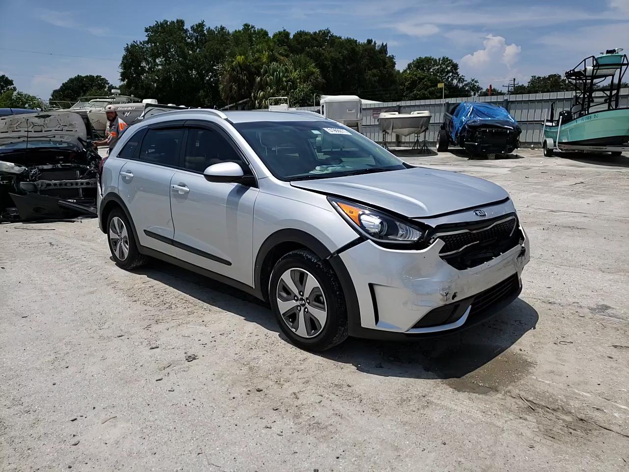 2019 KIA NIRO FE KNDCB3LC1K5256426