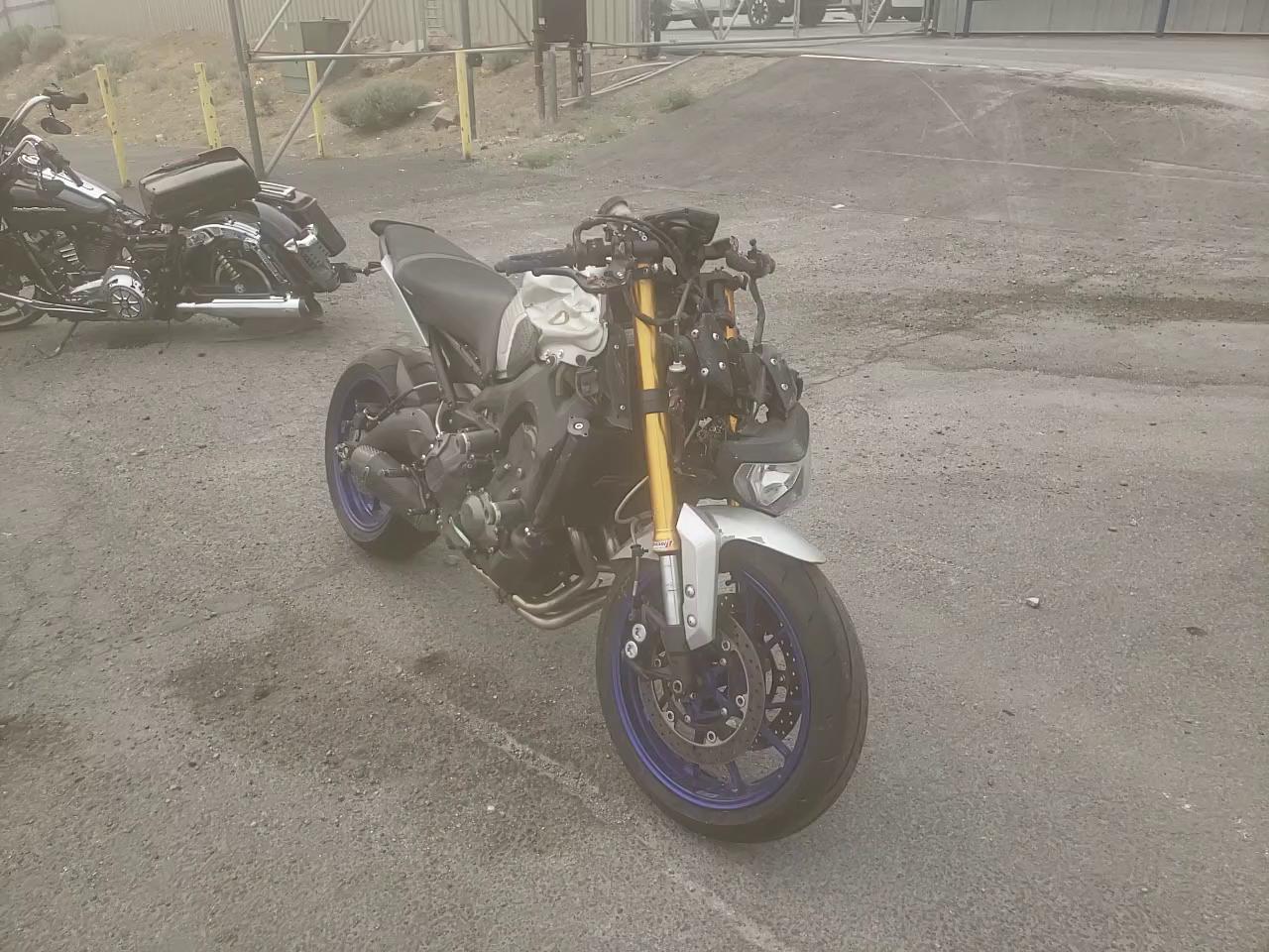 2015 YAMAHA FZ09 JYARN33E2FA005457