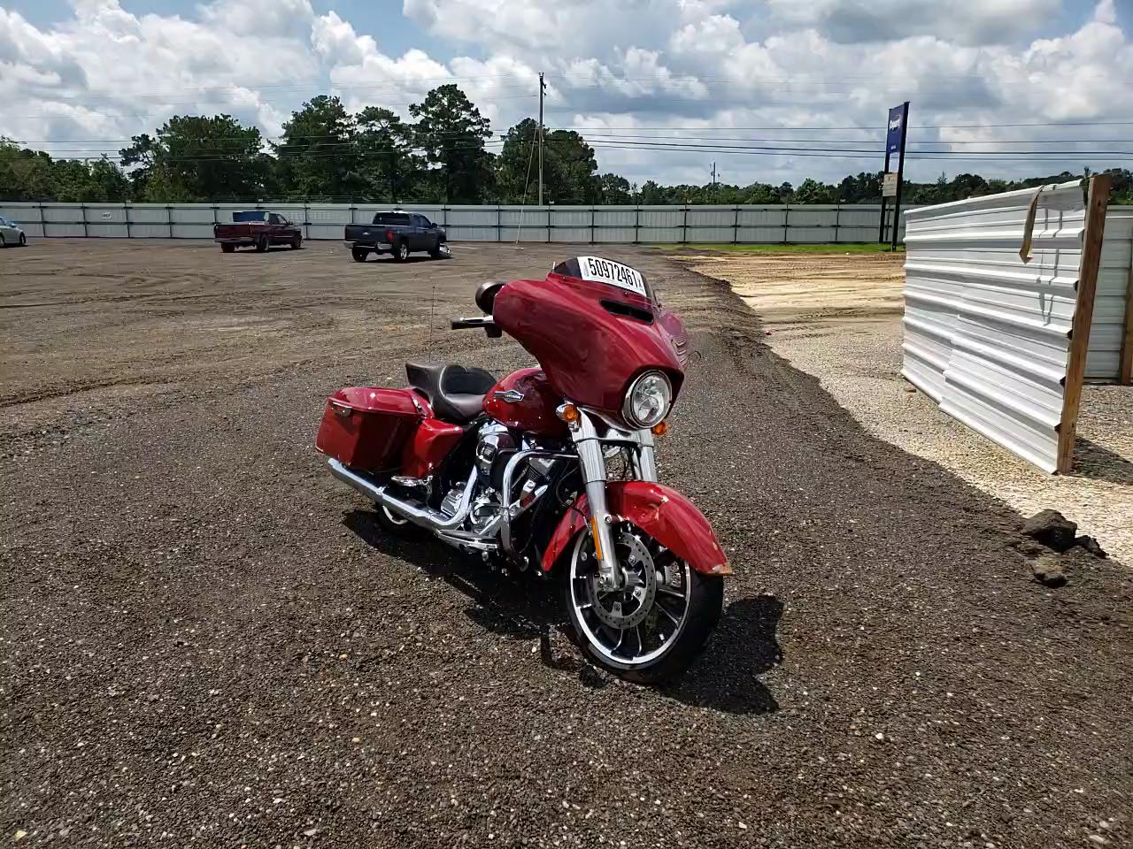 2021 HARLEY-DAVIDSON FLHX 1HD1KBC17MB611103