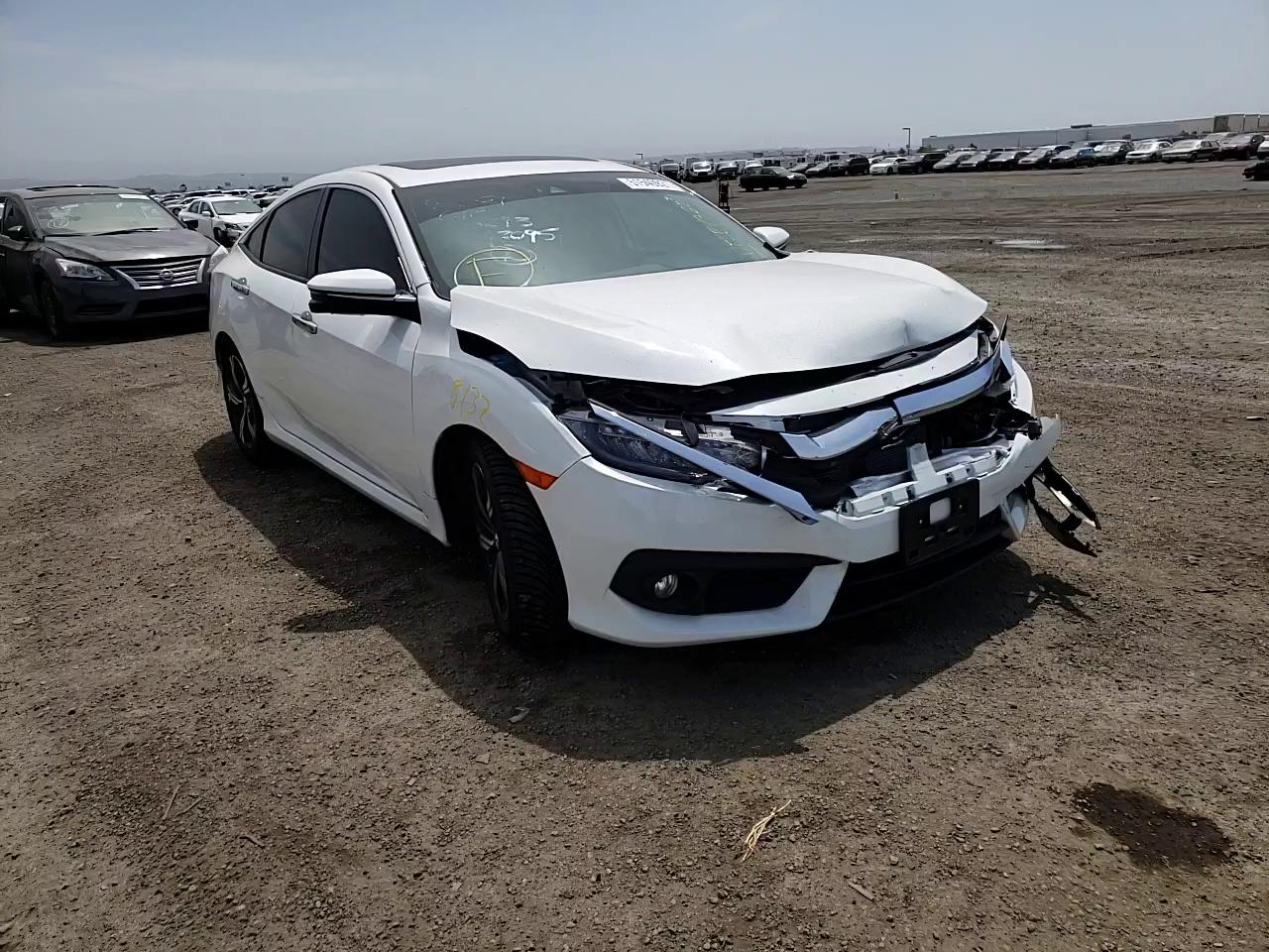 2017 HONDA CIVIC TOUR 19XFC1F94HE015293
