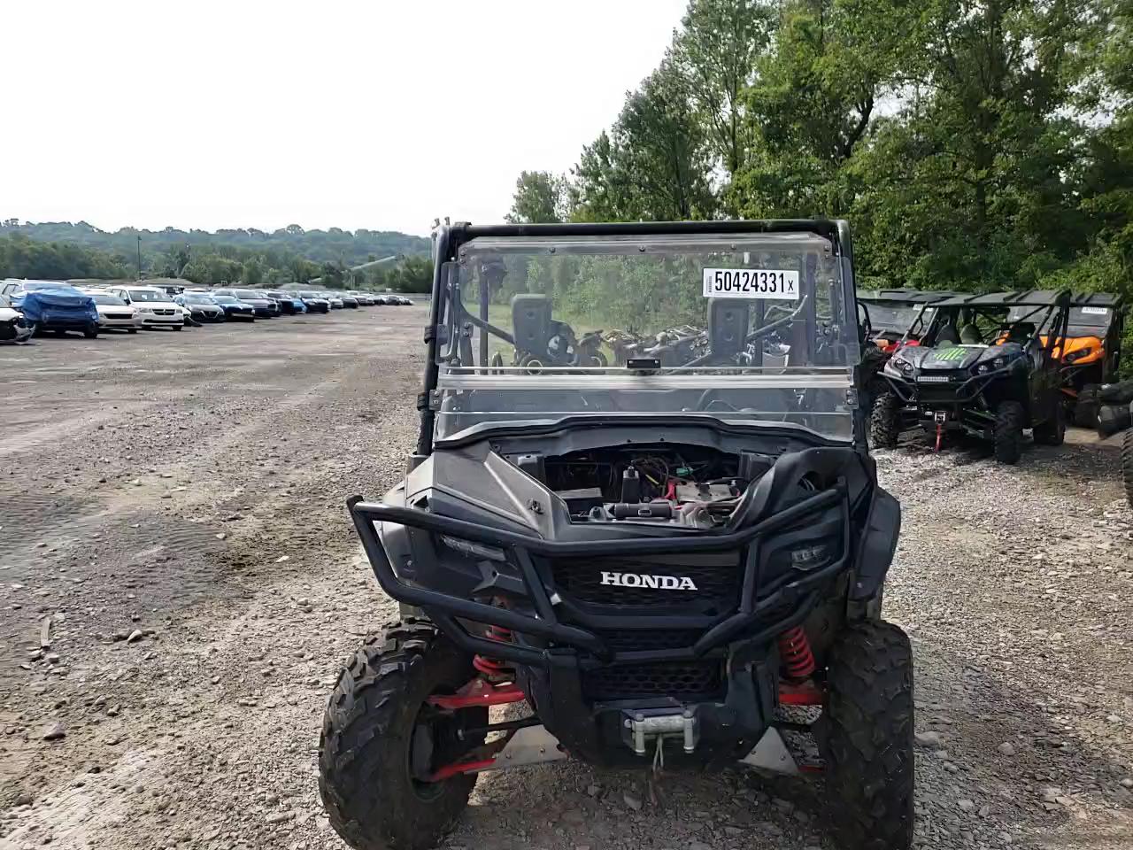 2017 HONDA SXS1000 M5 1HFVE04T1H4100453