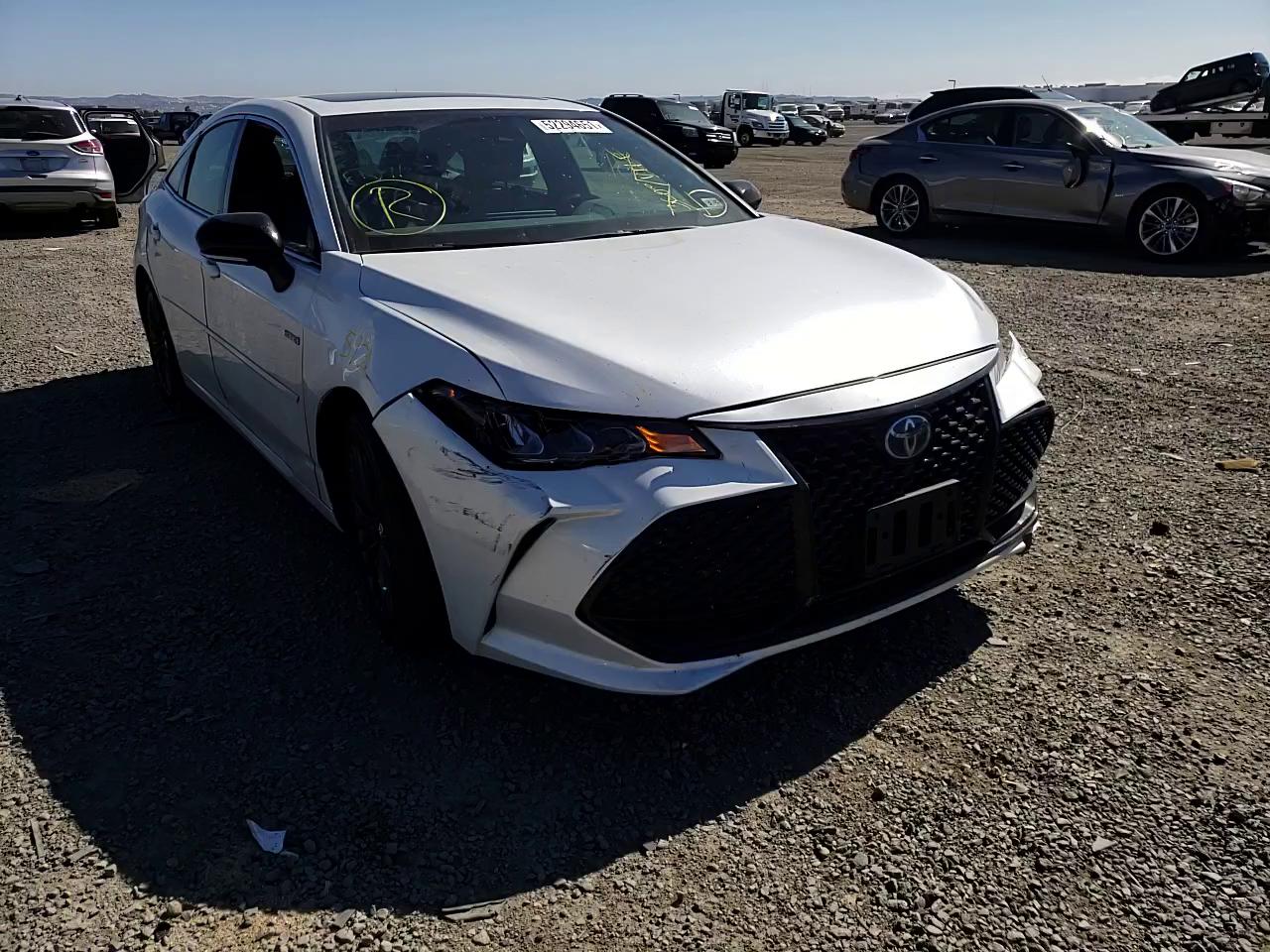 2020 TOYOTA AVALON XSE 4T1E21FB5LU015164
