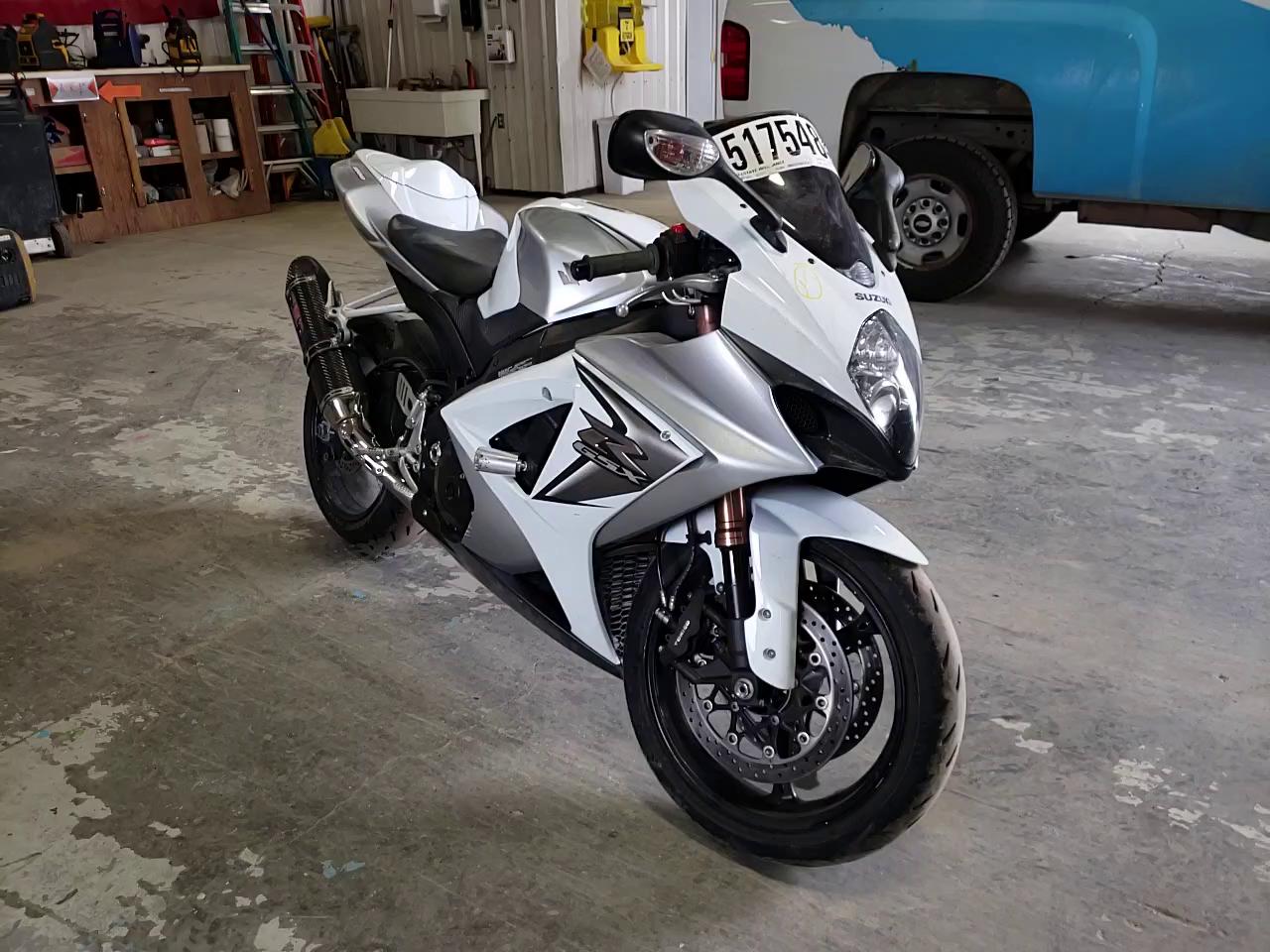 2008 SUZUKI GSX-R1000 JS1GT77A682106167