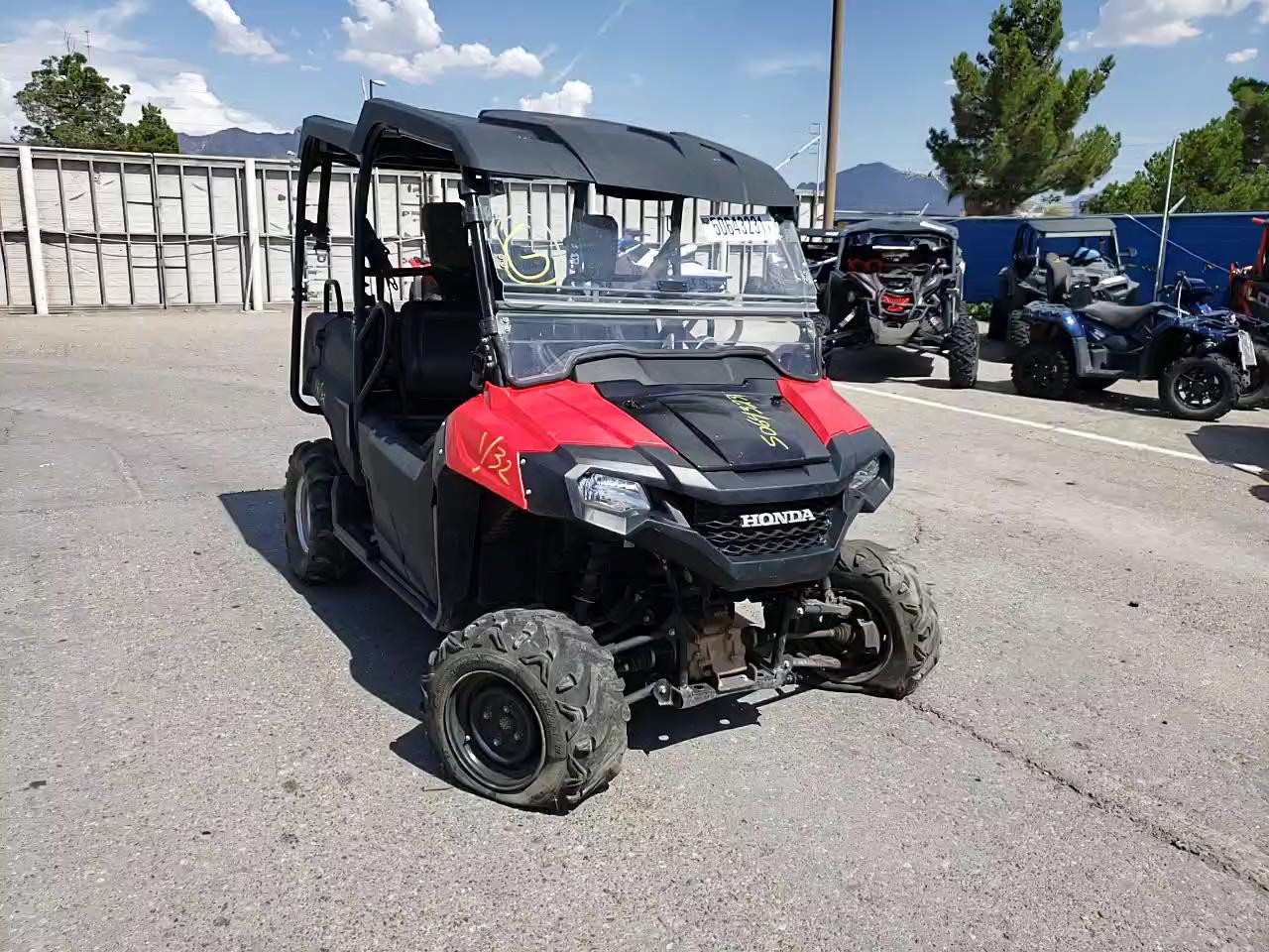 2019 HONDA SXS700 M4 1HFVE026XK4500757