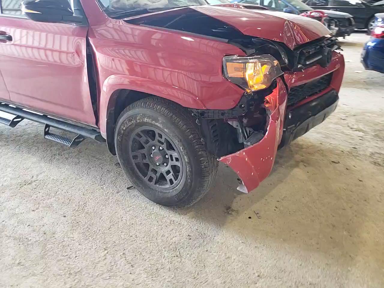 2021 TOYOTA 4RUNNER VE JTEHU5JR1M5905336