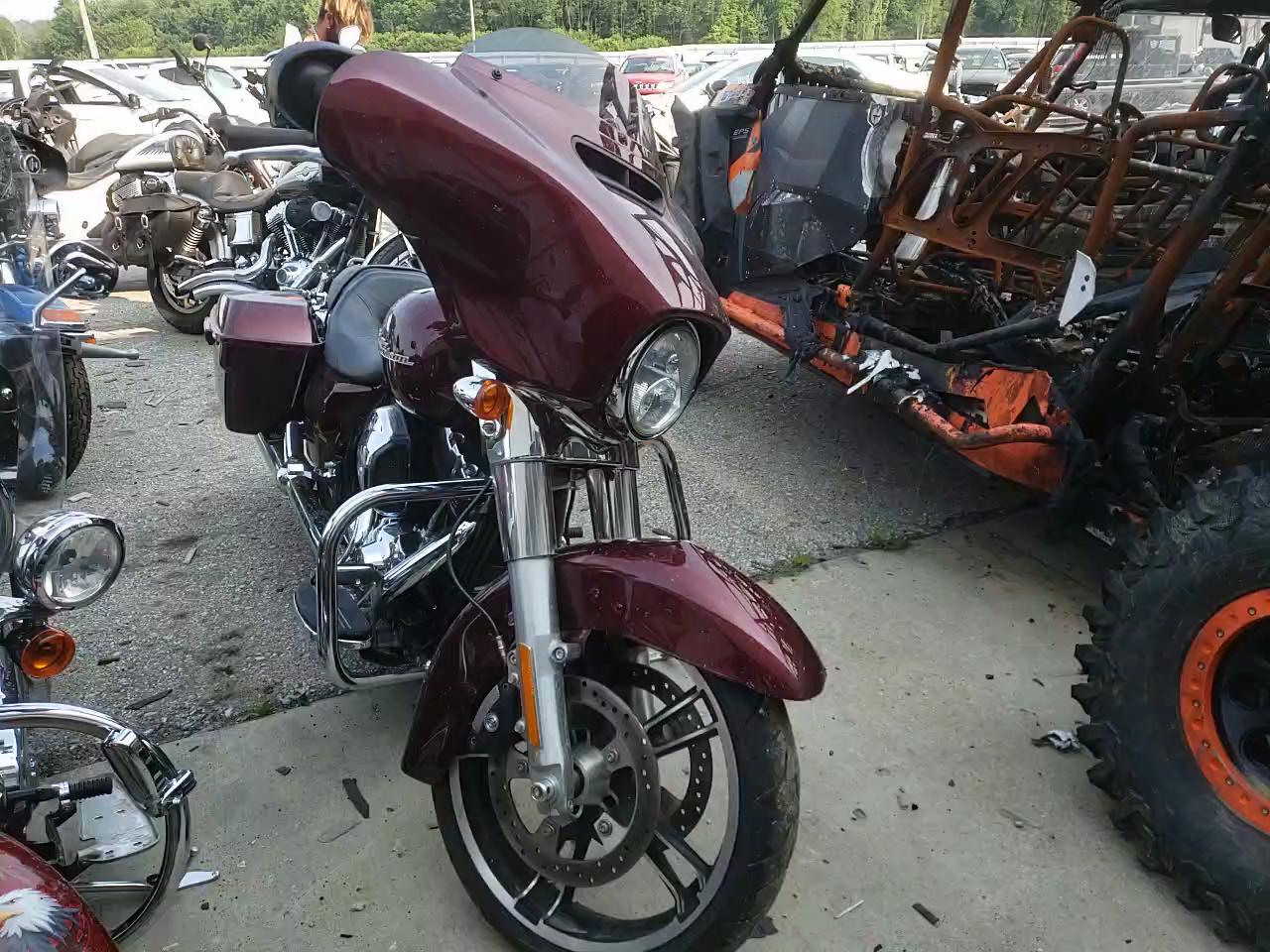 2015 HARLEY-DAVIDSON FLHX STREE 1HD1KBM16FB702154