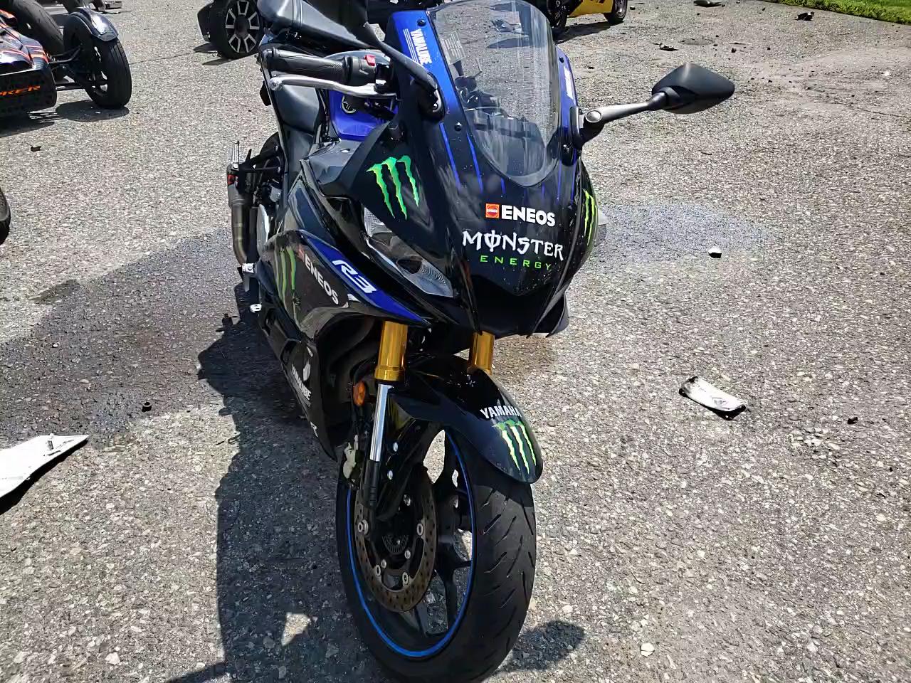 2021 YAMAHA YZFR3 A MH3RH18Y9MK005192