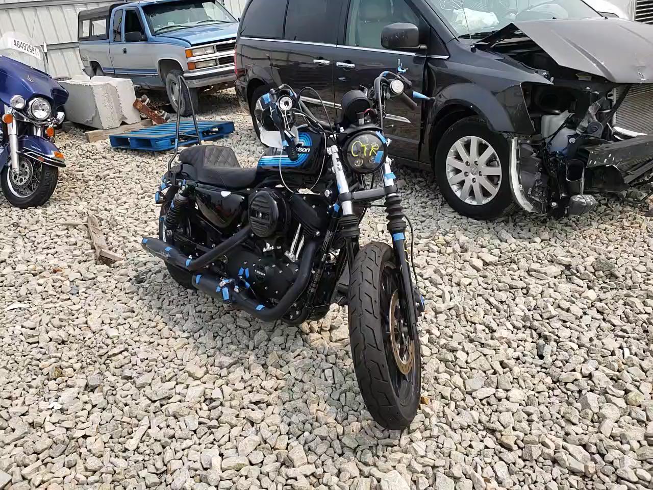 2018 HARLEY-DAVIDSON XL1200 NS 1HD1LP328JC431587