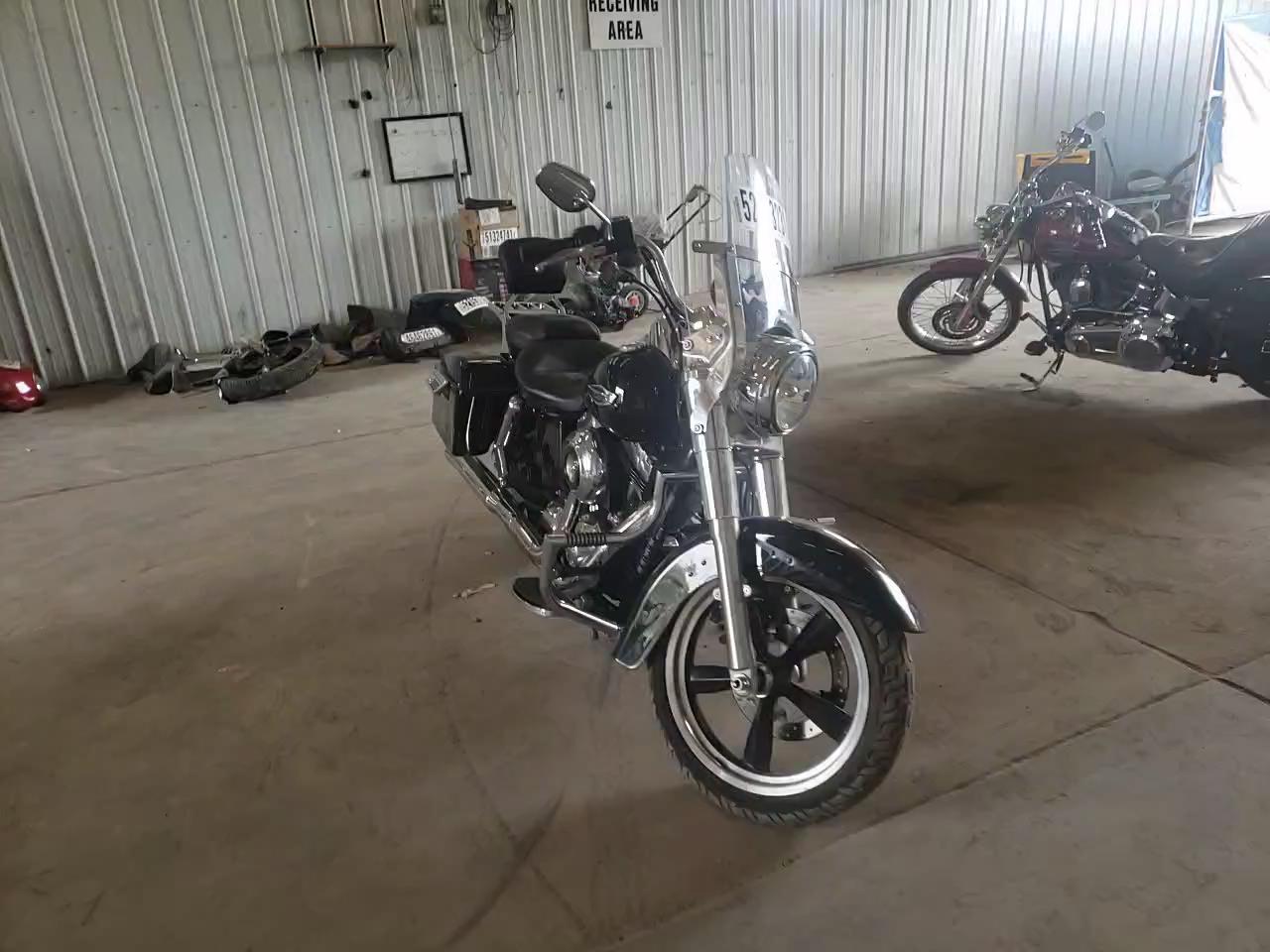 2013 HARLEY-DAVIDSON FLD SWITCH 1HD1GZM16DC316528