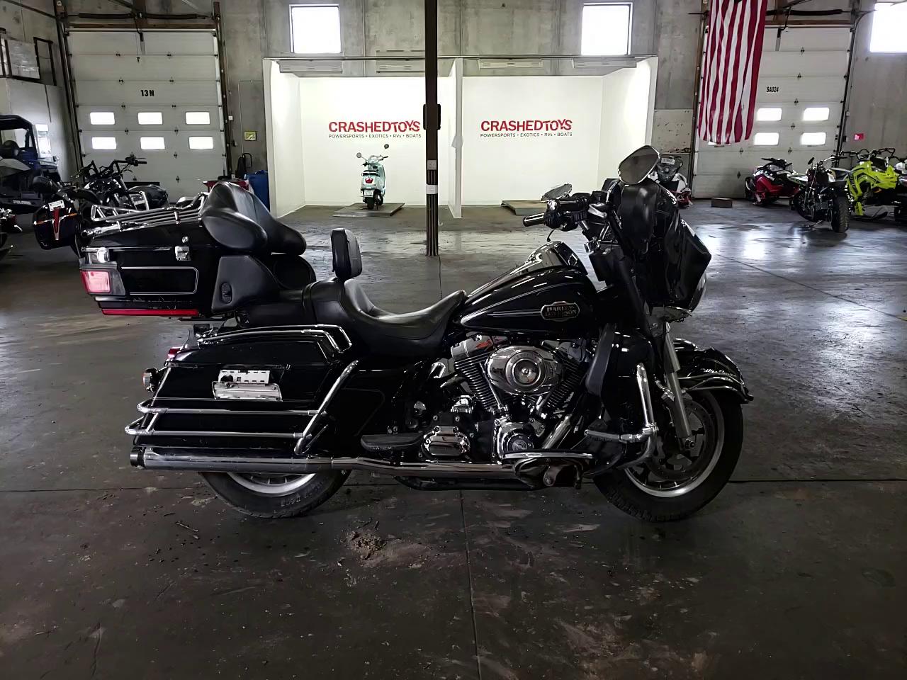 2008 HARLEY-DAVIDSON FLHTCUI 1HD1FC41X8Y643278