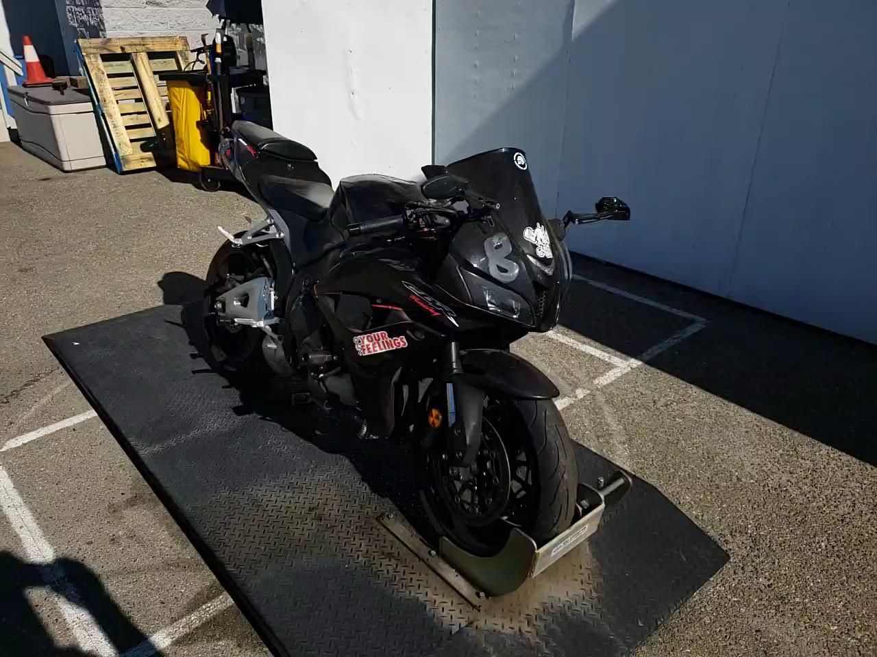 2011 HONDA CBR600 RR JH2PC4060BK400026
